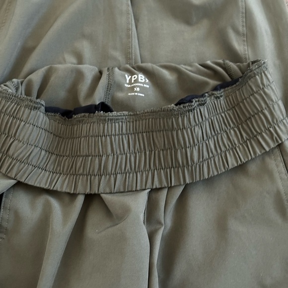 Abercrombie YPB Motion TEK cargo jogger XS - Picture 4 of 6